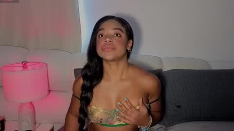 Snapshot of belkis_mills chatting on 04/15/26, 02:57 Belkis online show from 04/15/26, 02:57