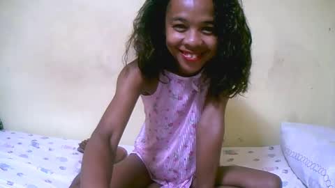 bella193999 online show from 12/08/24, 03:53