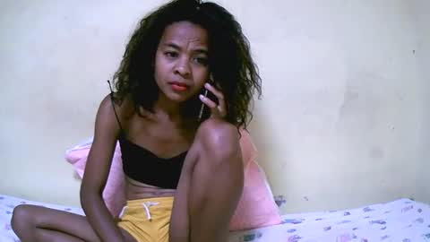 bella193999 online show from 12/11/24, 04:09