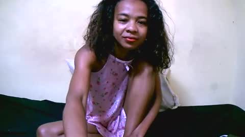 bella193999 online show from 12/15/24, 05:13