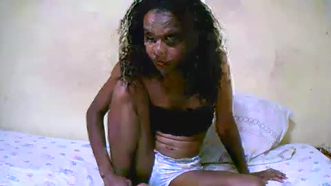 bella193999 online show from 12/19/24, 08:23