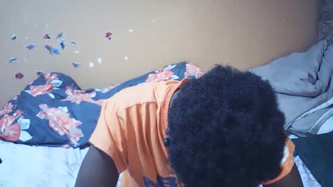 Bella online show from 11/27/25, 11:12