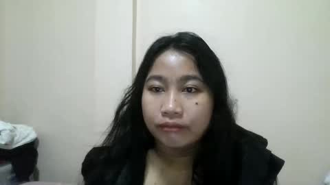 Snapshot of bella61019 chatting on 06/07/26, 06:44 bella61019 online show from 06/07/26, 06:44