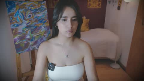 Snapshot of bella_669 chatting on 12/01/25, 12:04 Bella 669 online show from 12/01/25, 12:04