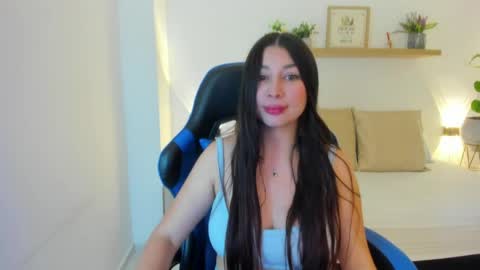 Snapshot of bella_99x chatting on 06/02/26, 11:23 Bel 3 online show from 06/02/26, 11:23