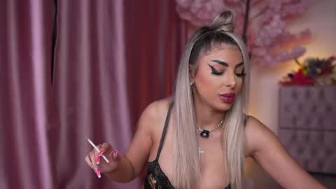 Emma  Bella online show from 05/02/26, 10:15