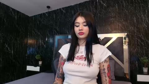 BELLA CLARCK online show from 09/27/25, 03:11