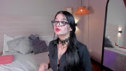 Bella Corbin   online show from 05/15/26, 09:11