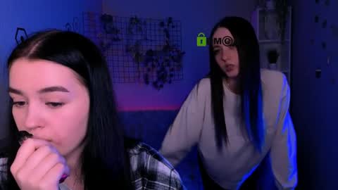 Snapshot of bella_dorn chatting on 04/10/26, 07:40 Bella online show from 04/10/26, 07:40