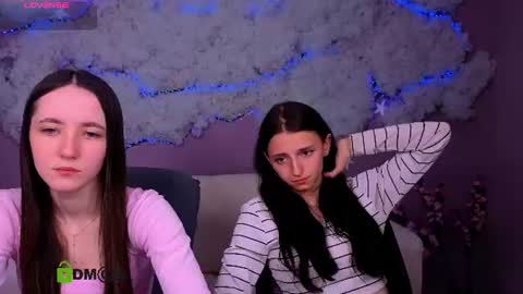 Snapshot of bella_dorn chatting on 06/18/26, 07:51 Bella online show from 06/18/26, 07:51