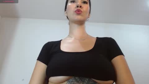 bella_gentle online show from 02/19/26, 11:01