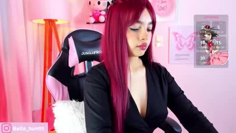 Snapshot of bella_hunteer chatting on 11/28/25, 07:22 bella igbella hunttt online show from 11/28/25, 07:22