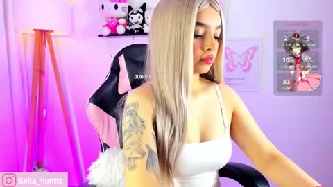 Snapshot of bella_hunteer chatting on 01/14/26, 07:36 bella igbella hunttt online show from 01/14/26, 07:36