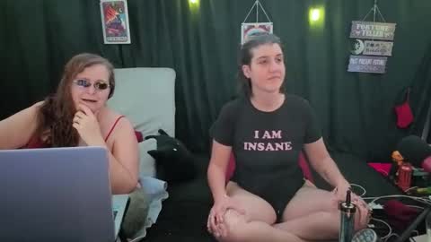 Bella James online show from 11/25/25, 05:46