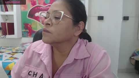 lady online show from 09/18/25, 11:45