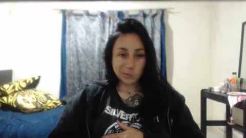 Snapshot of bella_luna34 chatting on 02/27/26, 04:12 bella_luna34 online show from 02/27/26, 04:12