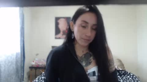 Snapshot of bella_luna34 chatting on 04/21/26, 02:56 bella_luna34 online show from 04/21/26, 02:56