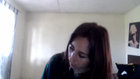 Snapshot of bella_luna34 chatting on 06/09/26, 12:17 bella_luna34 online show from 06/09/26, 12:17
