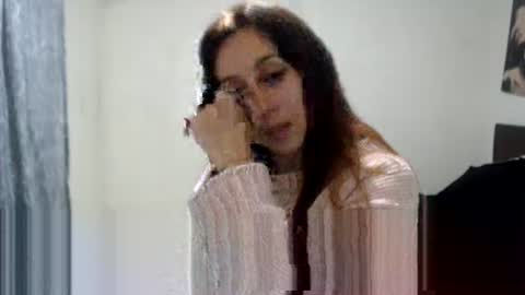 Snapshot of bella_luna34 chatting on 06/11/26, 02:53 bella_luna34 online show from 06/11/26, 02:53