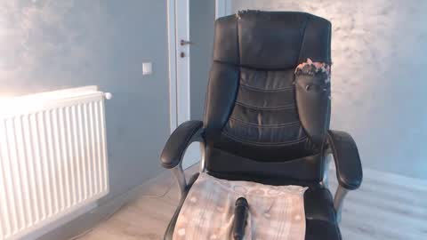      online show from 12/10/24, 09:01