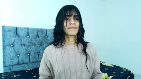 Snapshot of bella_poisonous chatting on 09/12/25, 11:37 Bella online show from 09/12/25, 11:37