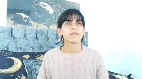 Snapshot of bella_poisonous chatting on 10/04/25, 01:58 Bella online show from 10/04/25, 01:58