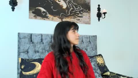 Snapshot of bella_poisonous chatting on 10/08/25, 12:52 Bella online show from 10/08/25, 12:52