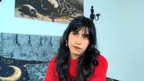 Snapshot of bella_poisonous chatting on 10/22/25, 01:39 Bella online show from 10/22/25, 01:39