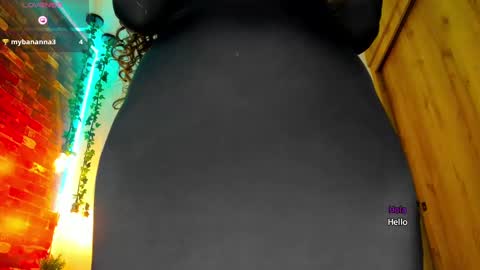 Snapshot of bella_ponce1 chatting on 12/24/24, 04:22 Bella Ponce  online show from 12/24/24, 04:22