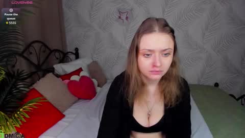 Snapshot of bella_ramsi chatting on 03/16/26, 01:00 Linda Bella online show from 03/16/26, 01:00