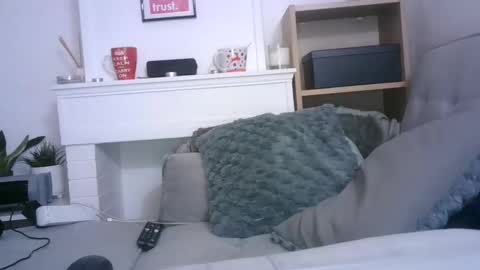 bella_sexy_feet online show from 01/15/25, 06:08