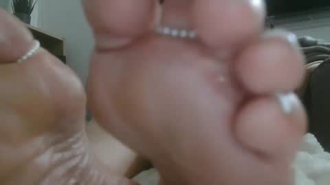 bella_sexy_feet online show from 02/27/25, 10:20