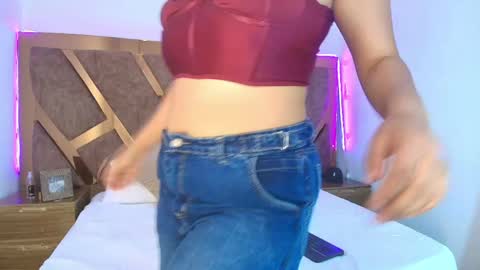 Bella Swwan  online show from 04/12/26, 02:00