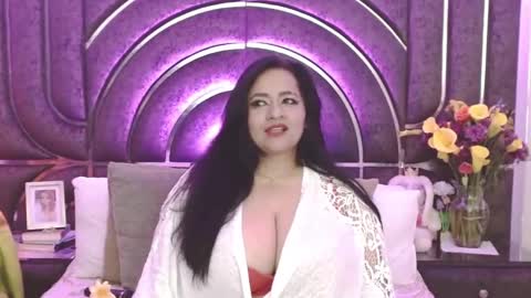 Snapshot of bella_taylor_a chatting on 09/18/25, 02:35 Bella Taylore online show from 09/18/25, 02:35