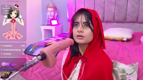 Snapshot of bella_thix chatting on 12/28/24, 06:06 Bella online show from 12/28/24, 06:06