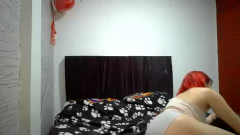 Snapshot of bella_thorne1999 chatting on 06/14/26, 02:57 bella_thorne1999 online show from 06/14/26, 02:57