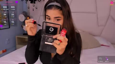 Bella Becca  online show from 11/21/25, 07:01