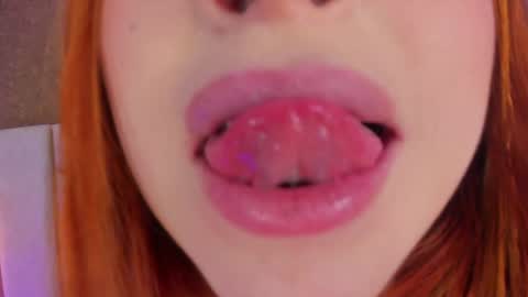 Snapshot of bellaa_swant chatting on 04/19/26, 06:10 Cris online show from 04/19/26, 06:10