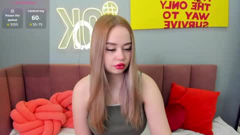 Snapshot of bellaairy chatting on 04/12/26, 01:54 Bella online show from 04/12/26, 01:54