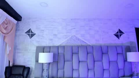 bellaastorm online show from 10/03/25, 08:28