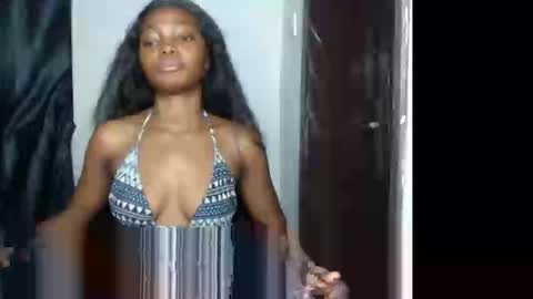 Snapshot of bellababy6 chatting on 10/27/25, 06:45 bella online show from 10/27/25, 06:45