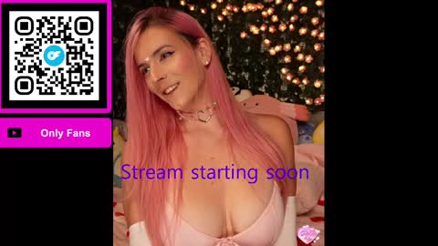 Snapshot of bellabearts chatting on 09/17/25, 09:38 Bellalunabear trans   JadePlant Cis online show from 09/17/25, 09:38