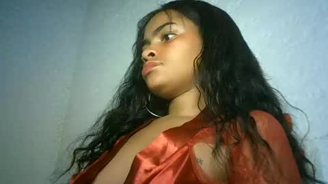 Snapshot of bellabeltra chatting on 12/06/24, 03:00 Bella online show from 12/06/24, 03:00