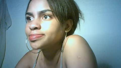 Snapshot of bellabeltra chatting on 12/10/24, 01:32 Bella online show from 12/10/24, 01:32