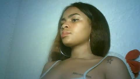 Snapshot of bellabeltra chatting on 12/10/24, 03:22 Bella online show from 12/10/24, 03:22