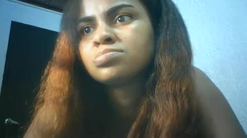 Snapshot of bellabeltra chatting on 12/23/24, 02:13 Bella online show from 12/23/24, 02:13