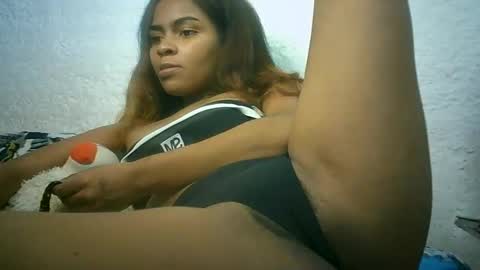 Snapshot of bellabeltra chatting on 12/24/24, 09:39 Bella online show from 12/24/24, 09:39