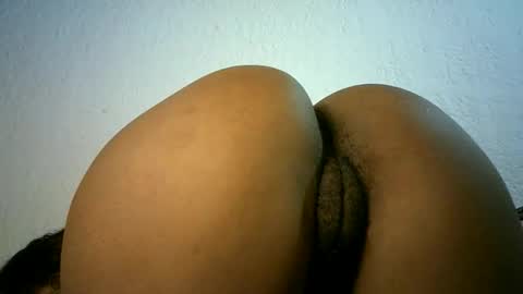 Snapshot of bellabeltra chatting on 01/10/25, 09:42 Bella online show from 01/10/25, 09:42