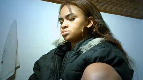 Snapshot of bellabeltra chatting on 01/29/25, 08:08 Bella online show from 01/29/25, 08:08