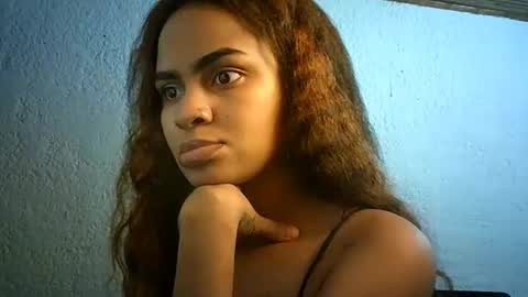 Snapshot of bellabeltra chatting on 02/27/25, 09:32 Bella online show from 02/27/25, 09:32